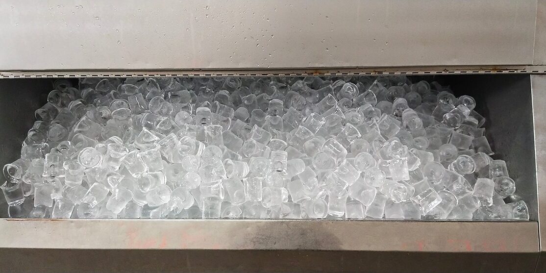 Stainless steel body ice maker machine